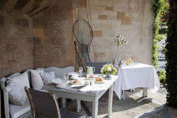 Imagen del bar/restaurante del Hotel Endsleigh. Foto 2