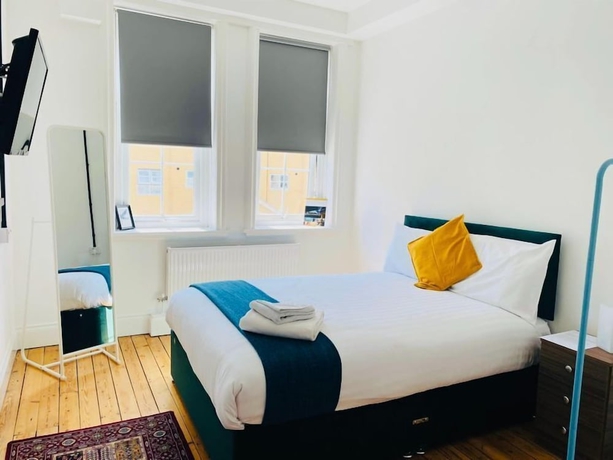 Imagen de la habitación del Hotel Endsleigh Park. Foto 15