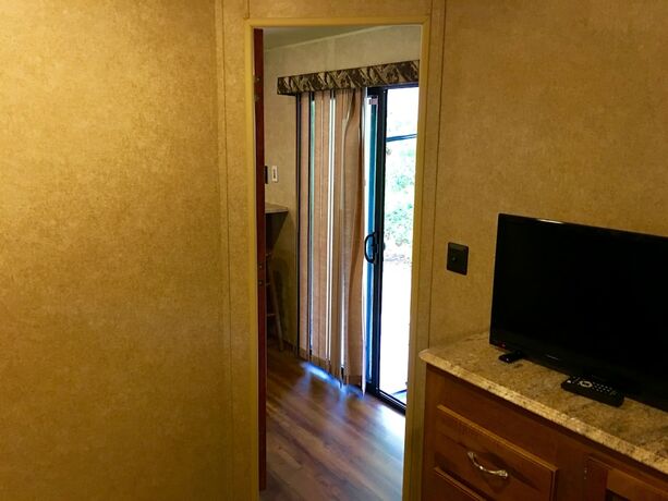 Imagen general del Hotel Enduro RV Citrus Valley Resort. Foto 3