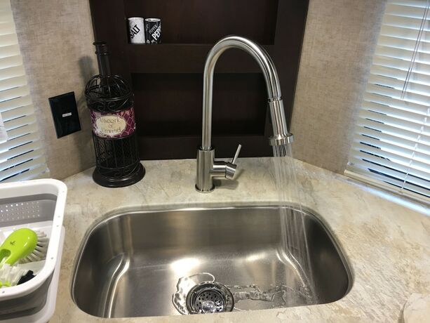 Imagen de la habitación del Hotel Enduro RV Citrus Valley Resort. Foto 13