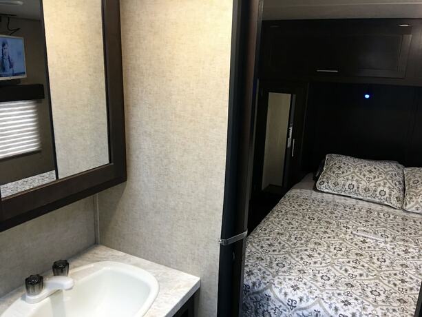 Imagen de la habitación del Hotel Enduro RV Citrus Valley Resort. Foto 19