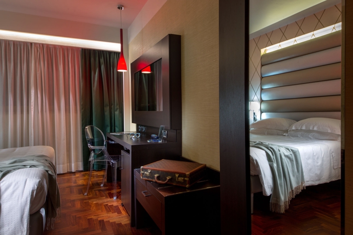 Imagen de la habitación del Hotel Enea Pomezia. Foto 5