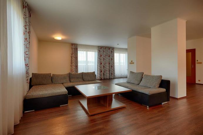 Imagen de la habitación del Hotel Energetic. Foto 8