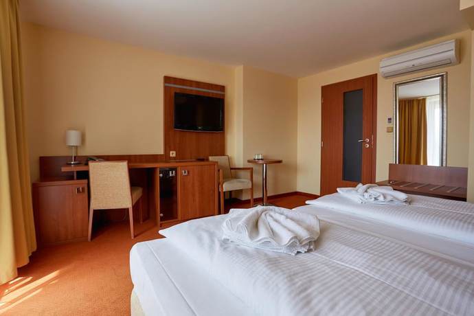 Imagen de la habitación del Hotel Energetic. Foto 12