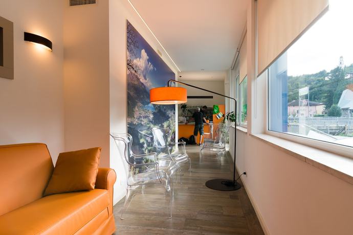 Imagen de los interiores del Hotel Energy. Foto 16