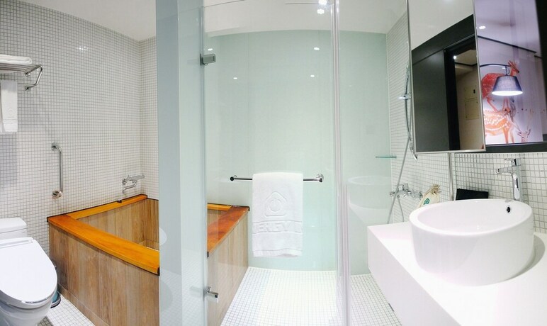 Imagen de la habitación del Hotel Energy Inn. Foto 24