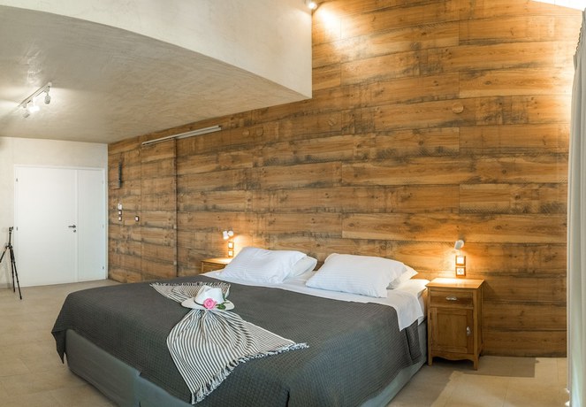 Imagen de la habitación del Hotel Enetiko Resort. Foto 6