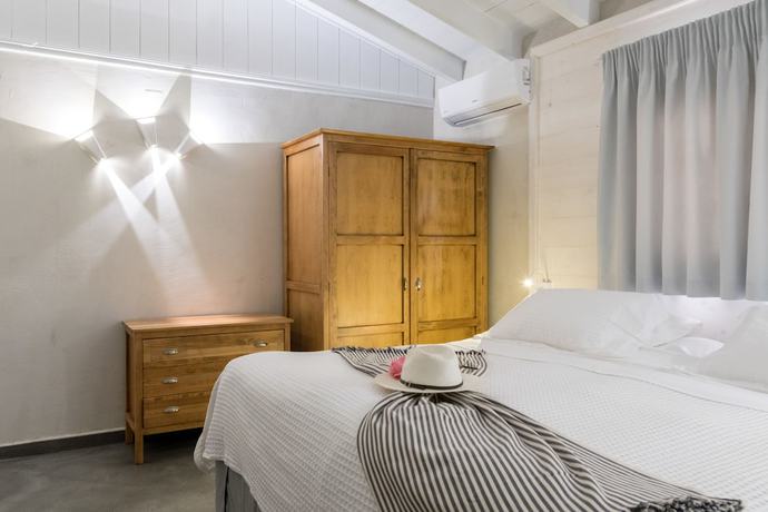 Imagen de la habitación del Hotel Enetiko Resort. Foto 13