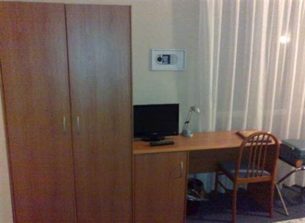 Imagen de la habitación del Hotel Engadina. Foto 8