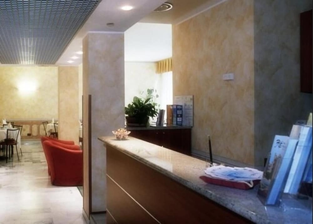 Imagen de los interiores del Hotel Engadina. Foto 15