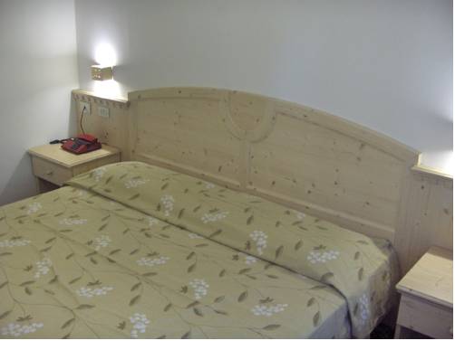 Imagen de la habitación del Hotel Engel, Canazei. Foto 6