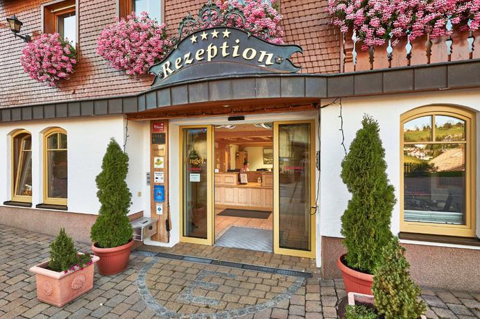 Imagen de los interiores del Hotel Engel - Familotel Hochschwarzwald. Foto 17