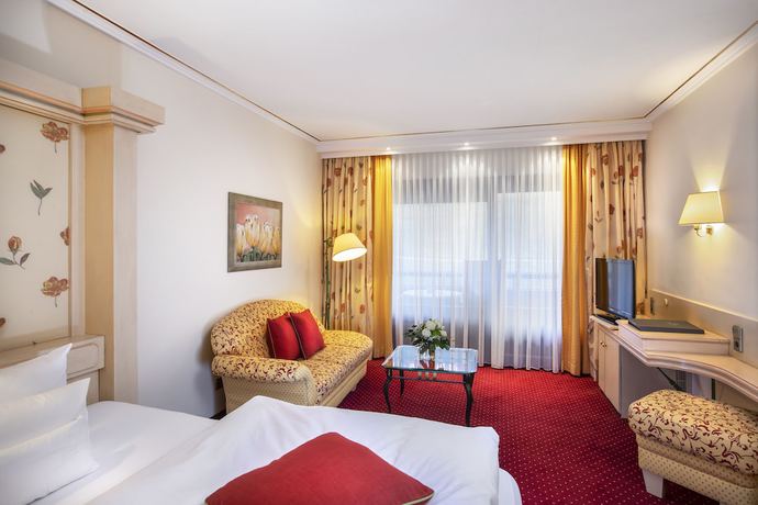 Imagen de la habitación del Hotel Engel Obertal. Foto 18