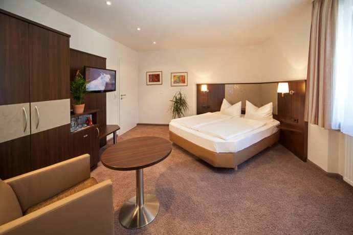 Imagen de la habitación del Hotel Engel, Schwarzach. Foto 10