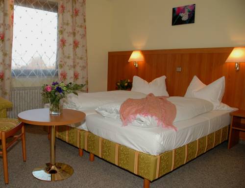 Imagen de la habitación del Hotel Engel, Ulm. Foto 13