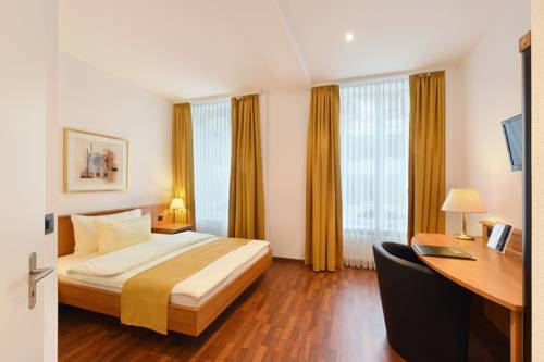 Imagen de la habitación del Hotel Engel, Zofingen. Foto 6
