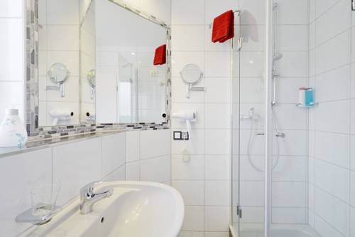 Imagen de la habitación del Hotel Engelhorn. Foto 5