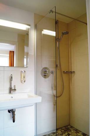 Imagen de la habitación del Hotel Engemann Kurve. Foto 8