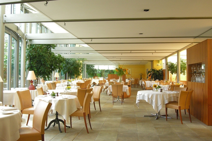 Imagen del bar/restaurante del Hotel Engimatt City and Garden. Foto 3