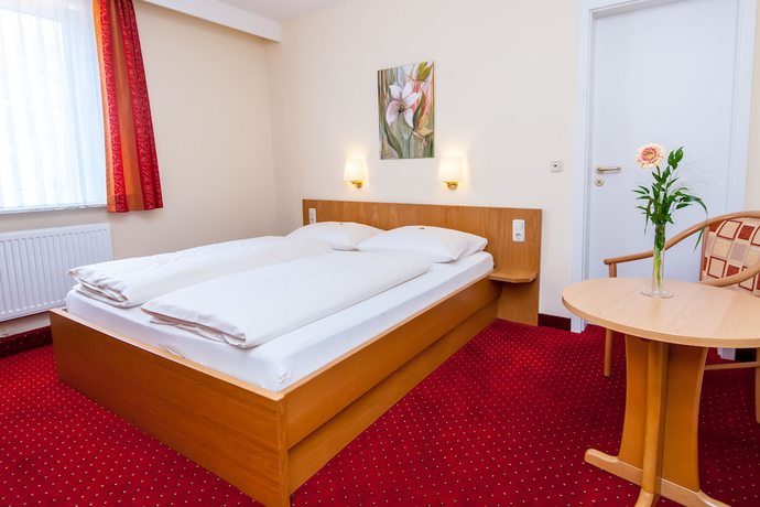 Imagen de la habitación del Hotel Englischer Hof. Foto 17