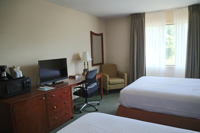 Imagen de la habitación del Hotel English Inn Of Charlottesville. Foto 4