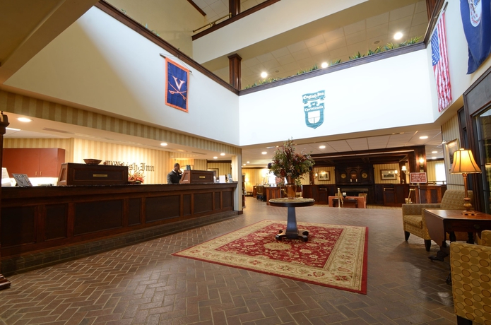 Imagen de los interiores del Hotel English Inn Of Charlottesville. Foto 17