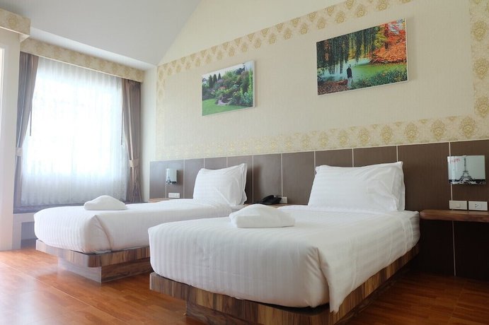 Imagen de la habitación del Hotel English Resotel. Foto 9