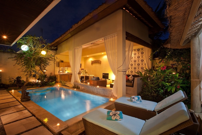 Imagen de la habitación del Hotel Enigma Bali Villas. Foto 17