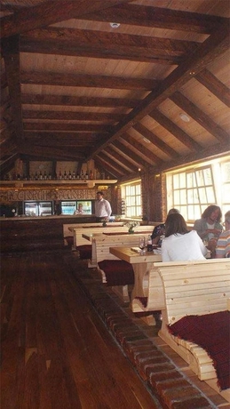 Imagen del bar/restaurante del Hotel Enigma. Foto 3