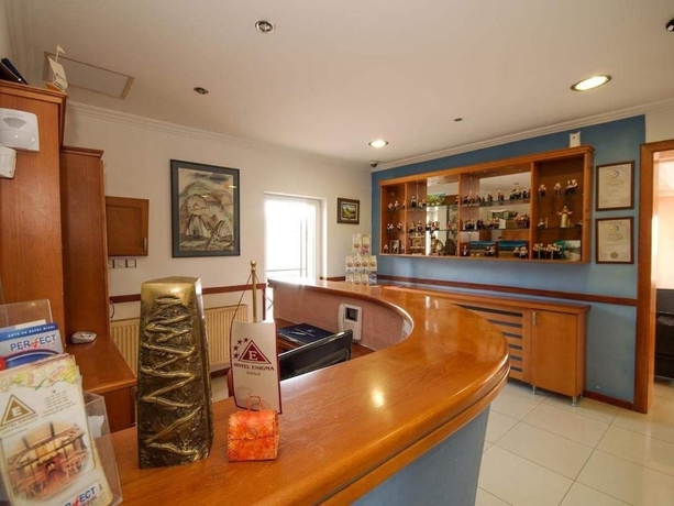 Imagen de los interiores del Hotel Enigma, Žabljak. Foto 19