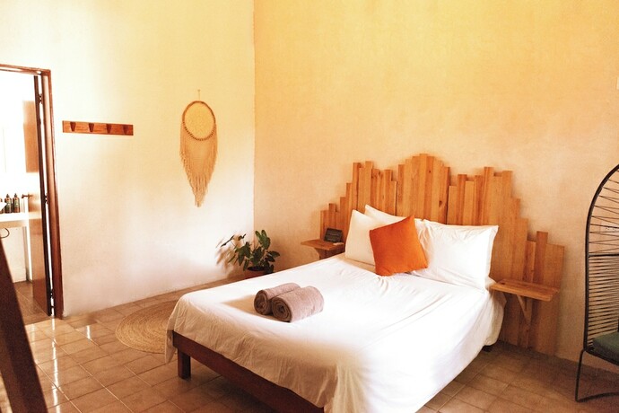 Imagen de la habitación del Hotel Enigmatic Experience. Foto 19