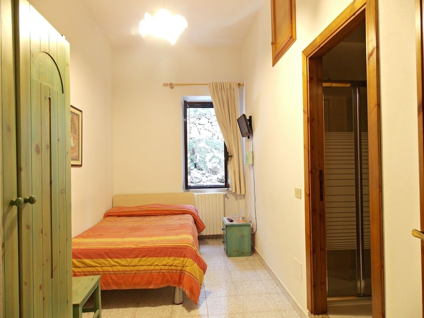 Imagen de la habitación del Hotel Enis Monte Maccione. Foto 3