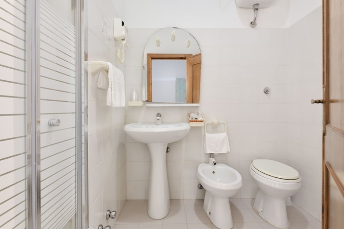 Imagen de la habitación del Hotel Enis Monte Maccione. Foto 12