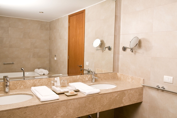 Imagen de la habitación del Hotel Enjoy Antofagasta. Foto 5