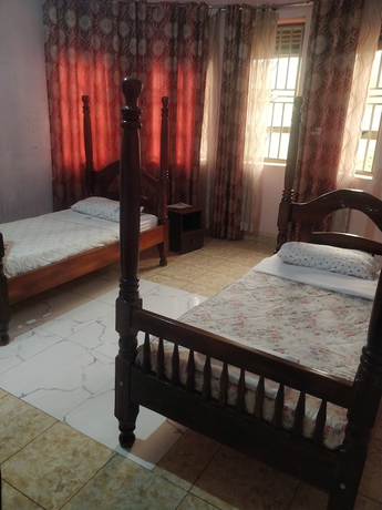 Imagen general del Hotel Enjoy Guest. Foto 1