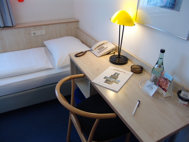 Imagen de la habitación del Hotel Enjoy Hotel Berlin City Messe. Foto 14