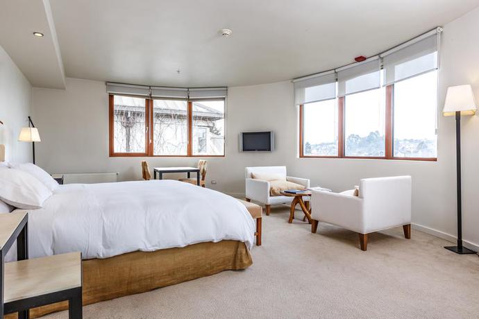 Imagen de la habitación del Hotel Enjoy Puerto Varas. Foto 3