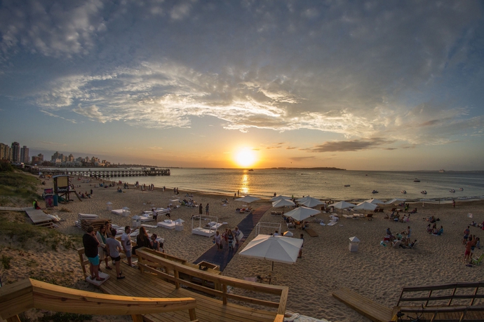 Imagen de los exteriores del Hotel Enjoy Punta Del Este. Foto 13