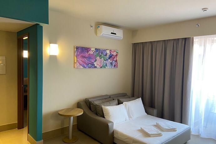 Imagen de la habitación del Hotel Enjoy Solar Das &aacute;guas Park Resort. Foto 17