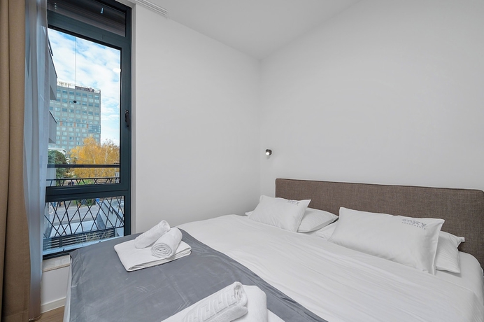 Imagen de la habitación del Hotel Enjoy Suites and Apartments. Foto 2