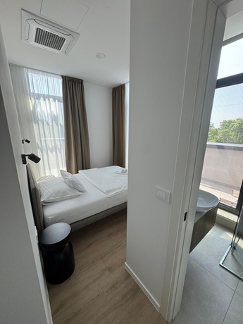 Imagen de la habitación del Hotel Enjoy Suites and Apartments. Foto 8