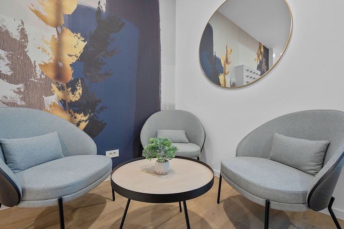 Imagen de los interiores del Hotel Enjoy Suites and Apartments. Foto 13