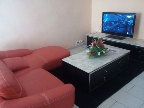 Imagen de la habitación del Hotel Enka Flathotel. Foto 7