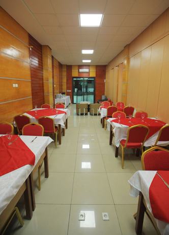 Imagen del bar/restaurante del Hotel Enka Flathotel. Foto 4