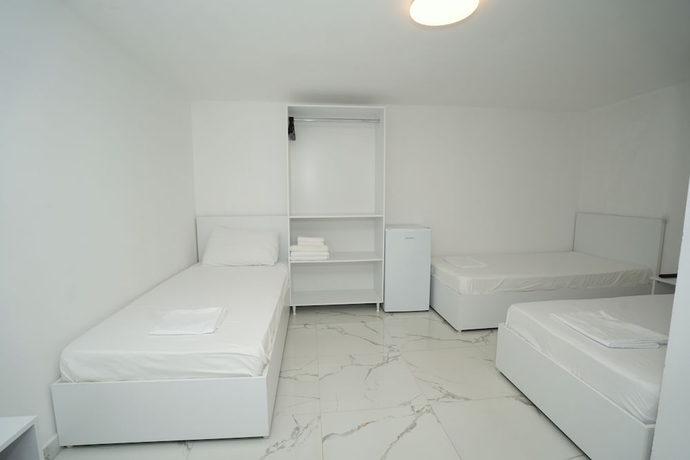 Imagen de la habitación del Hotel Enles. Foto 9