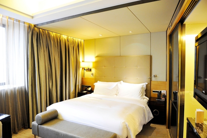 Imagen de la habitación del Hotel Enlux. Foto 12