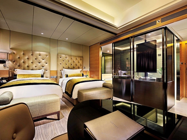 Imagen de la habitación del Hotel Enlux. Foto 15