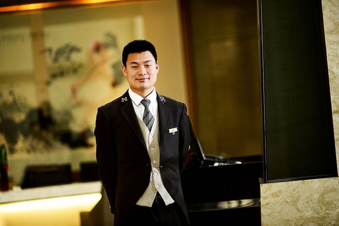 Imagen de los interiores del Hotel Enlux. Foto 19