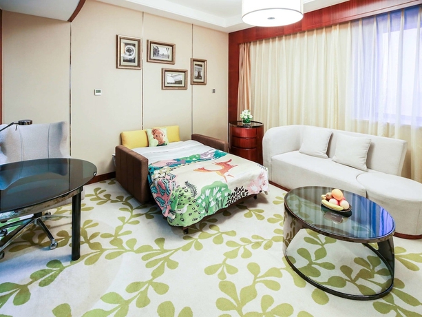 Imagen de la habitación del Hotel Enlux. Foto 17