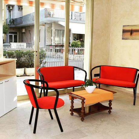 Imagen de los interiores del Hotel Enna. Foto 12